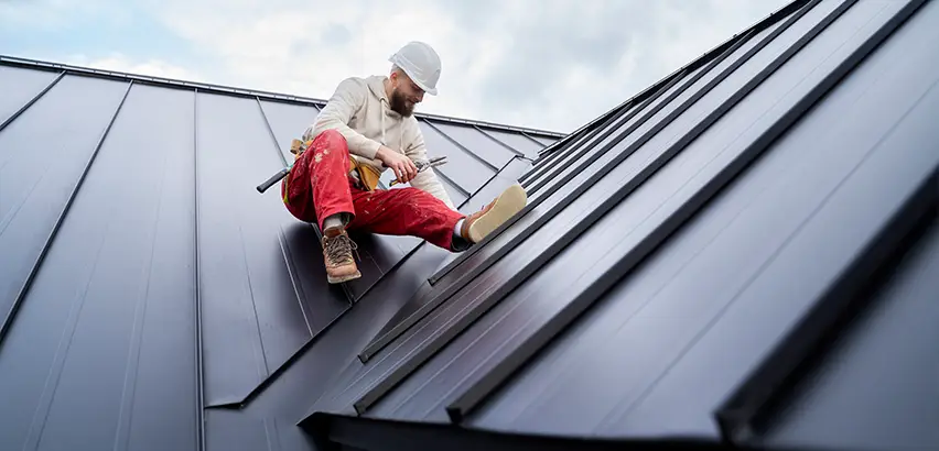 Professional Roof Valley Installation Services in South Elgin, IL