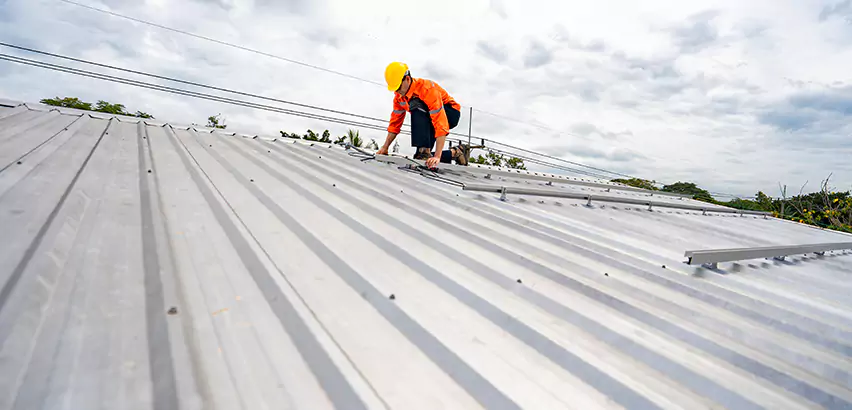Metal Roof Repairs in South Elgin