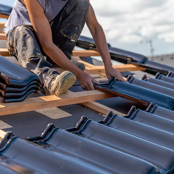 Why South Elgin Homeowners Choose South Elgin Roofing Pro for Roof and Gutter Repair?